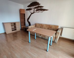 Appartement 3 chambres à louer dans Cluj-napoca, zone Centru
