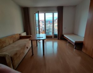 Appartement 3 chambres à louer dans Cluj-napoca, zone Centru