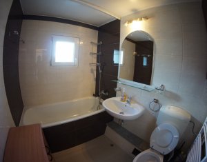 Appartement 3 chambres à louer dans Cluj-napoca, zone Zorilor