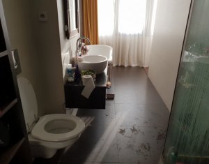 Lakás 3 szobák kiadó on Cluj-napoca, Zóna Centru