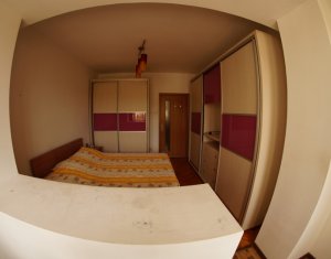 Appartement 4 chambres à louer dans Cluj-napoca, zone Manastur