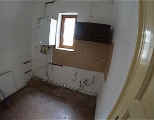 Lakás 4 szobák kiadó on Cluj-napoca, Zóna Centru