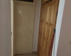 Lakás 4 szobák kiadó on Cluj-napoca, Zóna Gheorgheni