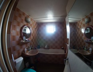Appartement 4 chambres à louer dans Cluj-napoca, zone Marasti