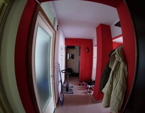 Appartement 4 chambres à louer dans Cluj-napoca, zone Marasti