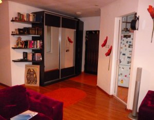 Lakás 4 szobák kiadó on Cluj-napoca, Zóna Manastur