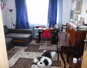 Lakás 4 szobák kiadó on Cluj-napoca, Zóna Manastur