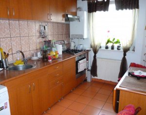 Lakás 4 szobák kiadó on Cluj-napoca, Zóna Manastur