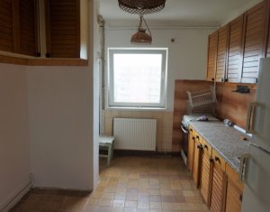 Lakás 3 szobák kiadó on Cluj-napoca, Zóna Zorilor