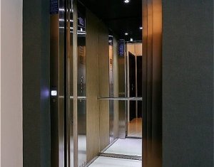 Lakás 4 szobák kiadó on Cluj-napoca, Zóna Centru