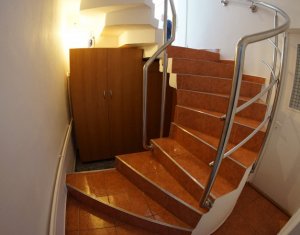 Lakás 3 szobák kiadó on Cluj-napoca, Zóna Centru