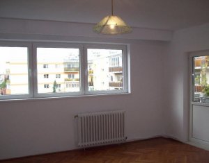 Appartement 3 chambres à louer dans Cluj-napoca, zone Grigorescu
