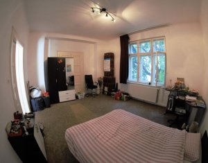 Appartement 3 chambres à louer dans Cluj-napoca, zone Centru