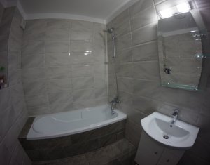 Appartement 3 chambres à louer dans Cluj-napoca, zone Marasti