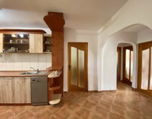 Appartement 4 chambres à louer dans Cluj-napoca, zone Gheorgheni