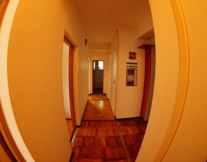 Lakás 4 szobák kiadó on Cluj-napoca, Zóna Manastur