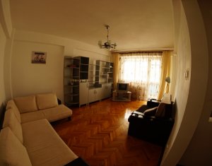 Lakás 4 szobák kiadó on Cluj-napoca, Zóna Manastur