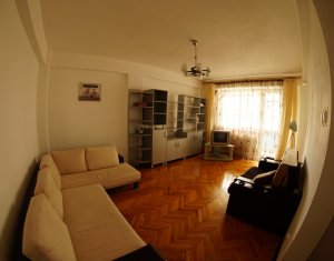 Lakás 4 szobák kiadó on Cluj-napoca, Zóna Manastur