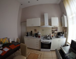 Ház 4 szobák kiadó on Cluj-napoca, Zóna Centru