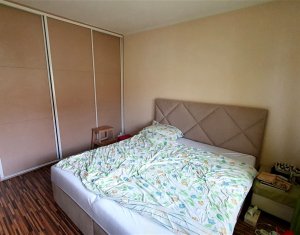 Maison 4 chambres à louer dans Floresti