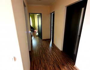 Maison 4 chambres à louer dans Floresti