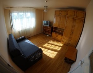 Ház 4 szobák kiadó on Cluj-napoca, Zóna Dambul Rotund