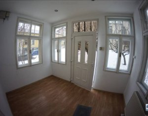 Maison 2 chambres à louer dans Cluj-napoca, zone Centru