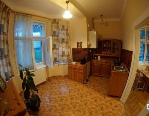 Ház 5 szobák kiadó on Cluj-napoca, Zóna Centru