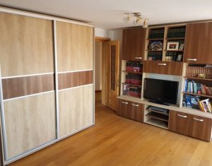 Ház 6 szobák eladó on Cluj-napoca, Zóna Dambul Rotund