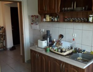 Lakás 1 szobák eladó on Floresti