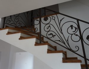 Ház 4 szobák eladó on Cluj-napoca, Zóna Andrei Muresanu