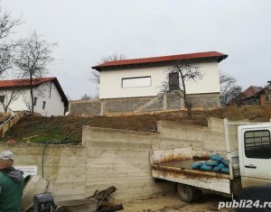 Ház 4 szobák eladó on Corpadea