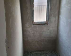 Ház 4 szobák eladó on Floresti