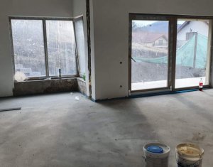 Ház 4 szobák eladó on Floresti