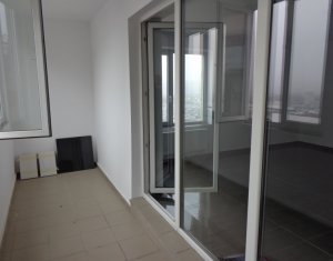 Lakás 3 szobák eladó on Floresti