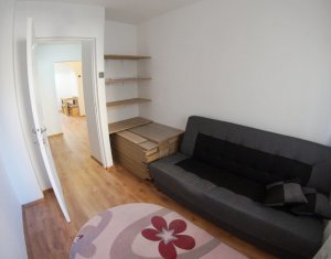 Lakás 4 szobák kiadó on Cluj-napoca, Zóna Manastur