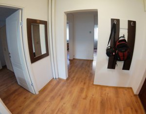 Lakás 4 szobák kiadó on Cluj-napoca, Zóna Manastur