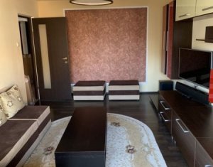 Appartement 3 chambres à louer dans Cluj-napoca, zone Plopilor