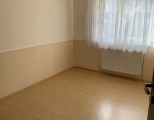 Appartement 3 chambres à louer dans Cluj-napoca, zone Plopilor