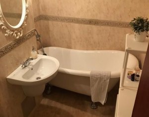 Lakás 4 szobák eladó on Cluj-napoca, Zóna Marasti