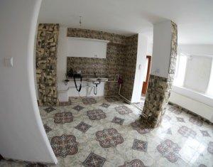 Lakás 3 szobák eladó on Cluj-napoca, Zóna Manastur