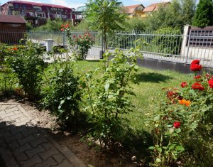 Ház 4 szobák eladó on Floresti