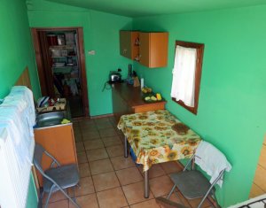 Ház 4 szobák eladó on Floresti