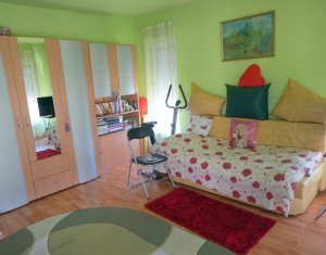 Ház 4 szobák eladó on Floresti