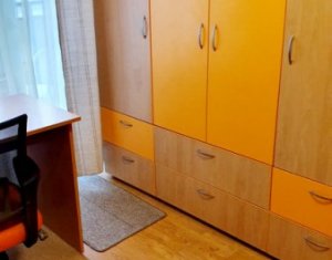 Lakás 2 szobák eladó on Floresti