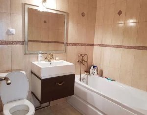 Appartement 3 chambres à vendre dans Floresti