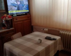 Appartement 3 chambres à vendre dans Cluj-napoca, zone Manastur