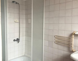 Appartement 4 chambres à louer dans Cluj-napoca, zone Centru