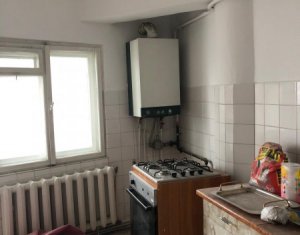 Appartement 4 chambres à louer dans Cluj-napoca, zone Centru