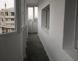Appartement 4 chambres à louer dans Cluj-napoca, zone Centru
